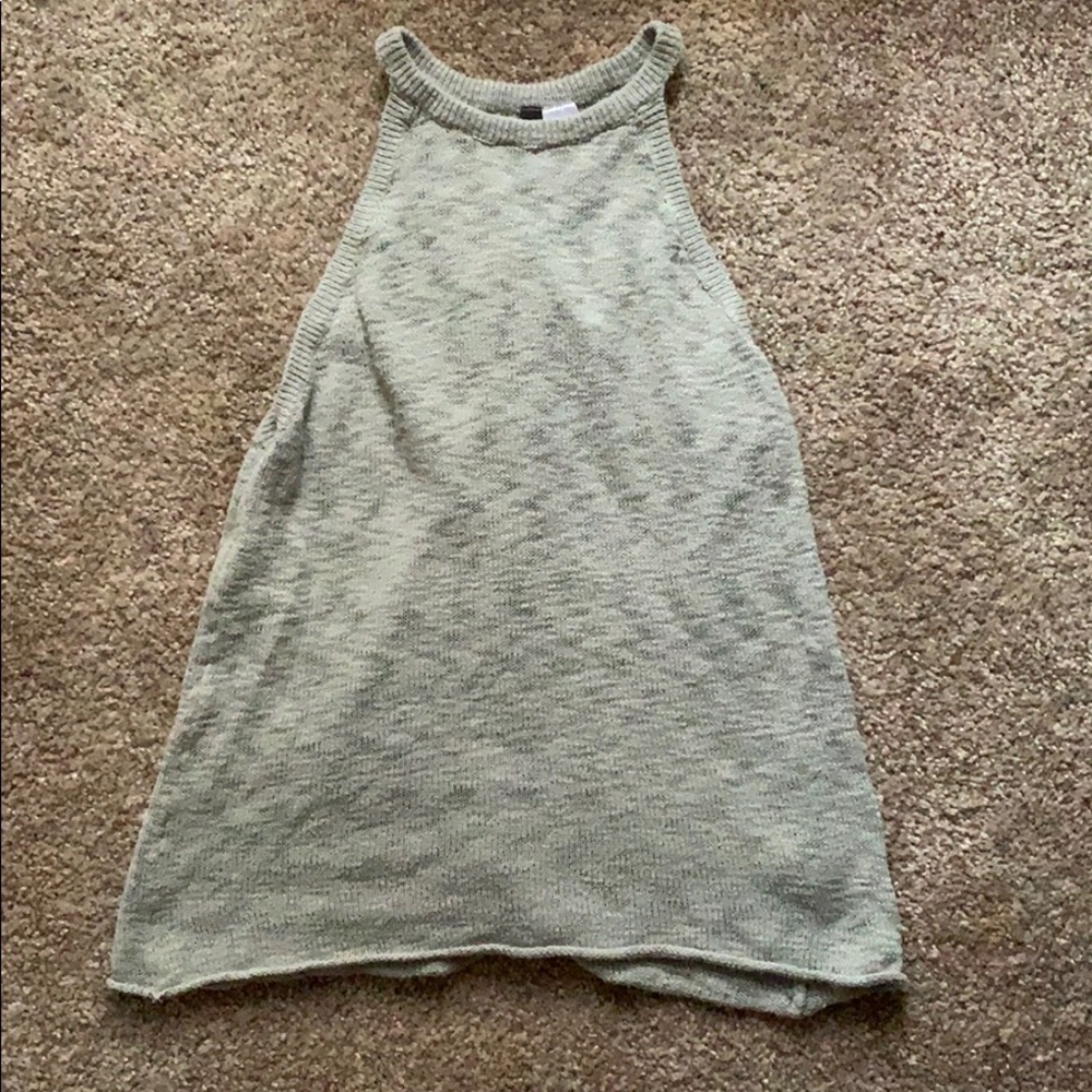 Halter top